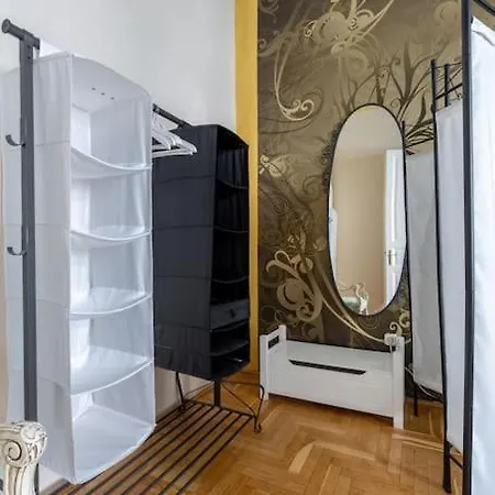 Bourgeois Boheme Apt. 88 M² Center Apartment