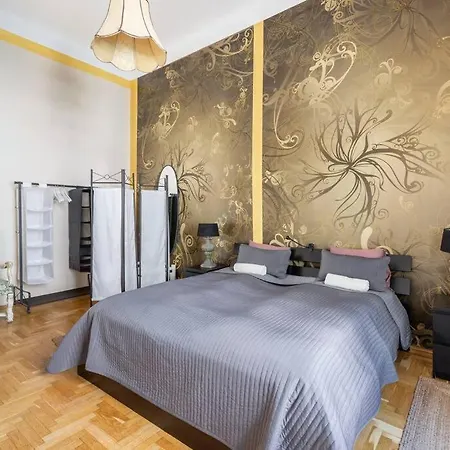 Bourgeois Boheme Apt. 88 M² Center Apartment *