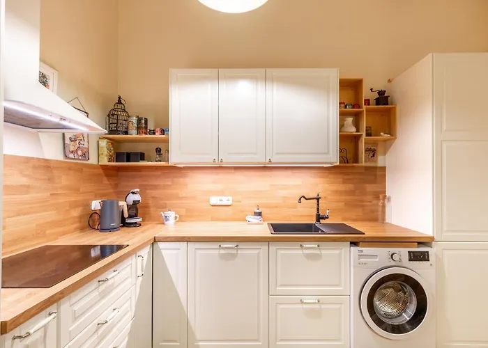 Bourgeois Boheme Apt. 88 M² Center *