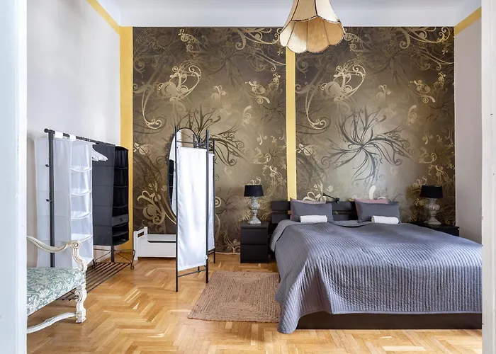 Bourgeois Boheme Apt. 88 M² Center アパート ブダペスト